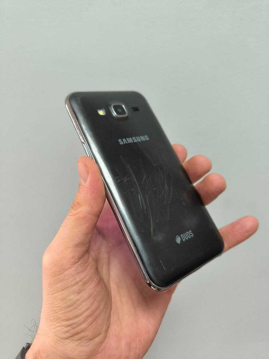 Мобільний телефон Samsung Galaxy J5 (SM-J500H)