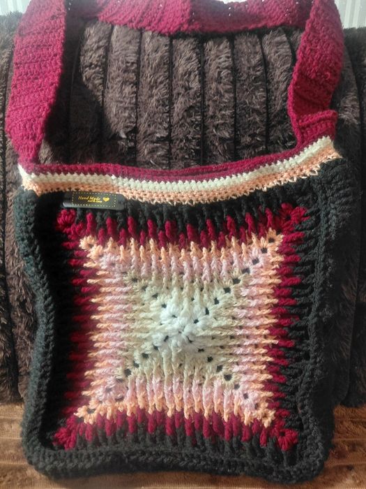 Torebka damska ręczna robota