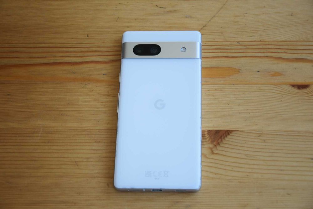 Smartfon Google Pixel 7a 8GB / 128 GB 5G biały