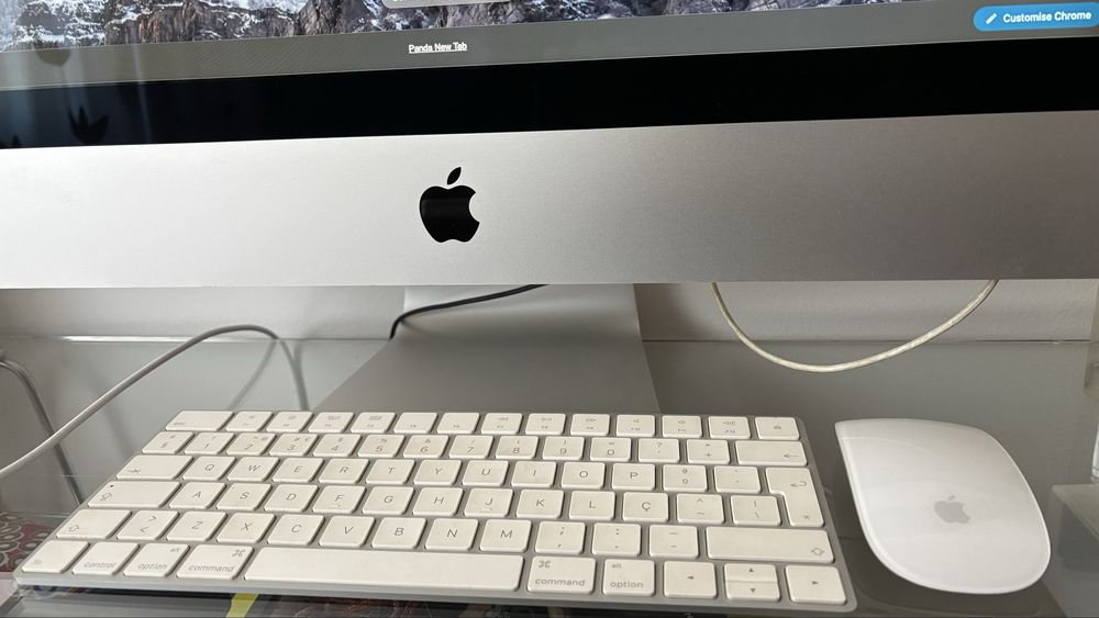 Vendo iMac 21,5” Late 2015 | SSD 525GB | i5 | teclado + rato