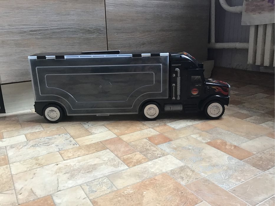 Автопарк трейлер іграшка машинка автострада