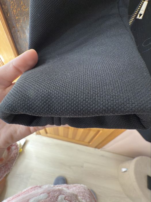 Продам пальто Guess