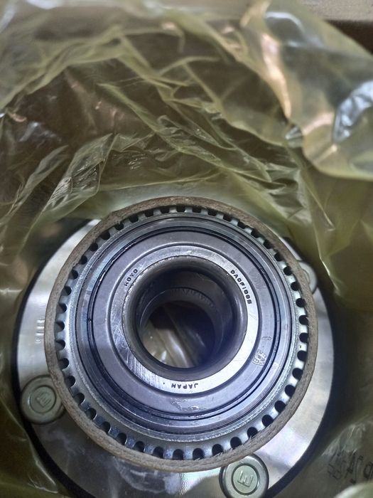 Ступица задняя lancer 9 1,6