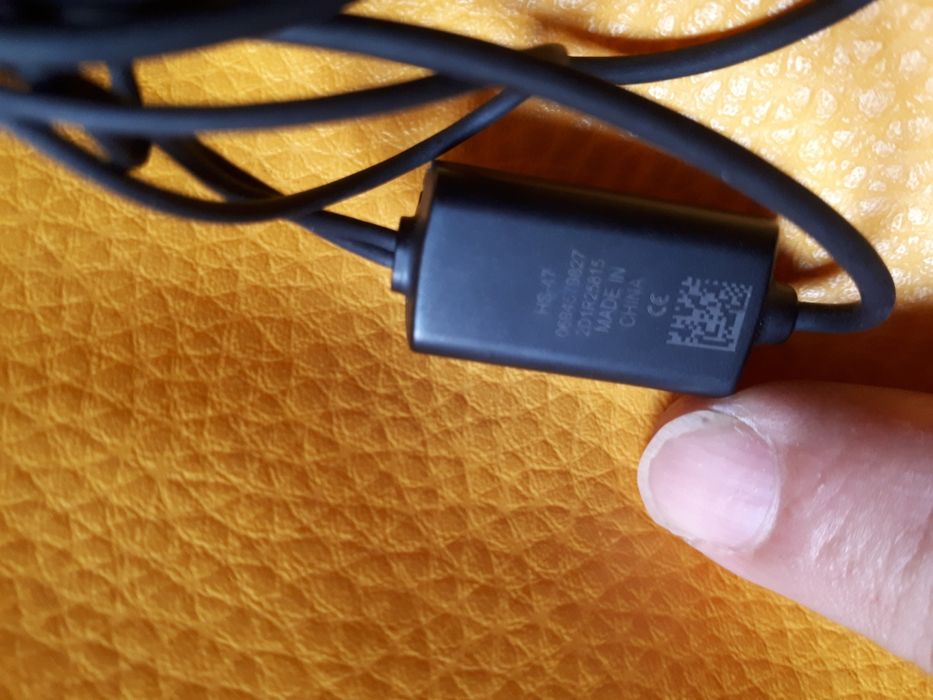 Auriculares nokia ponta fina