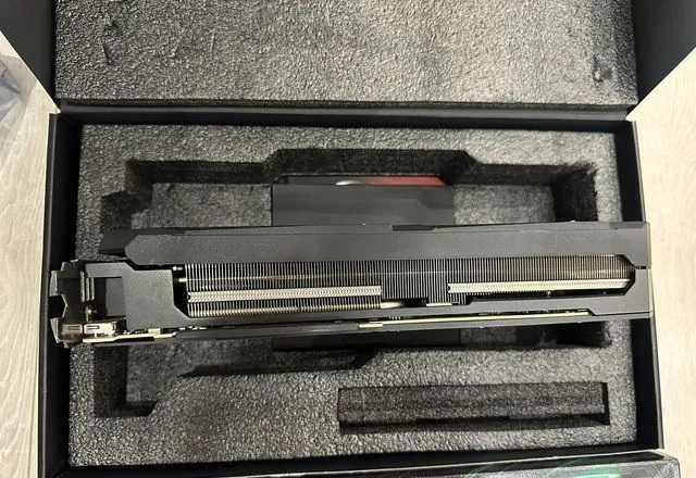 Видеокарта Asus Rog Strix RTX3070 Gaming