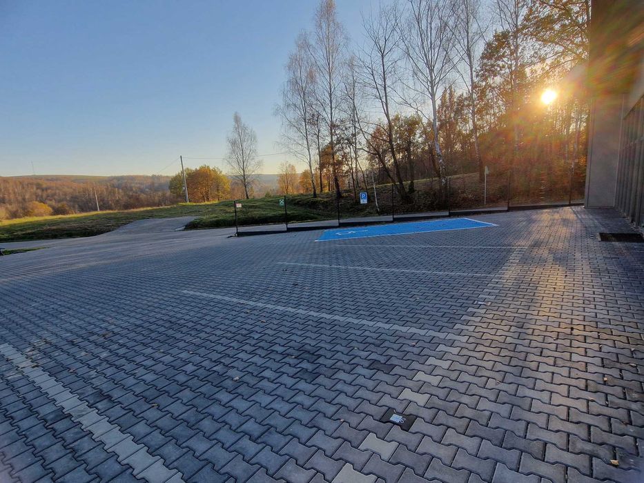 Lokal usługowy wynajem pod usługi Niebylec 34m + korytarz + WC