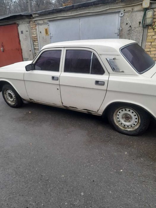 Продам Волгу ГАЗ 2410, на ходу, не іржава.