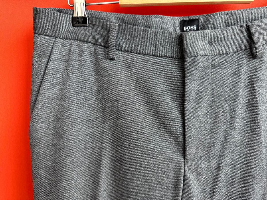 HUGO BOSS оригінал чоловічі брюки штани чиноси розмір 32