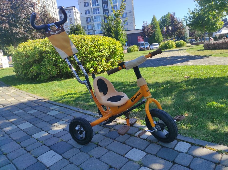 Велосипед з батьківською ручкою