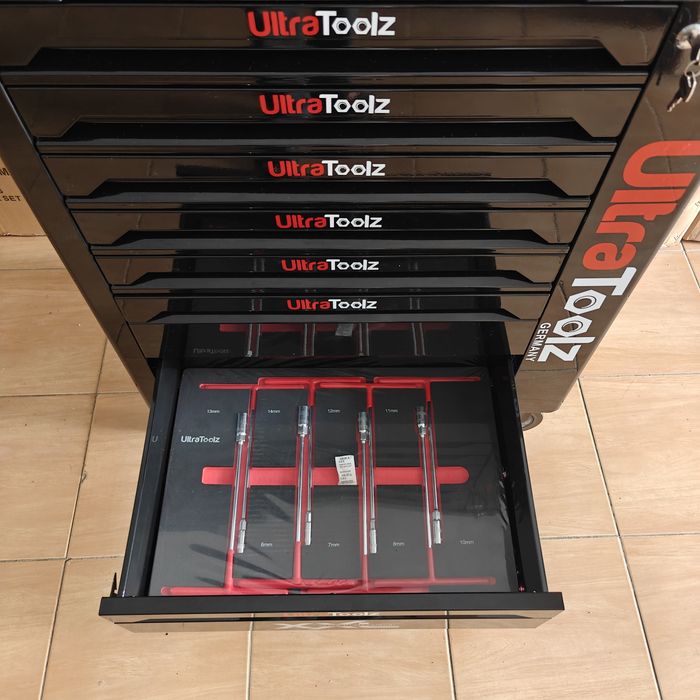 Carinho de ferramentas ultra toolz com 7 gavetas cheias