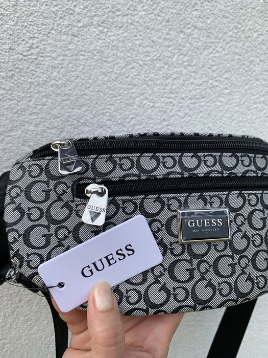 Сумочка Guess