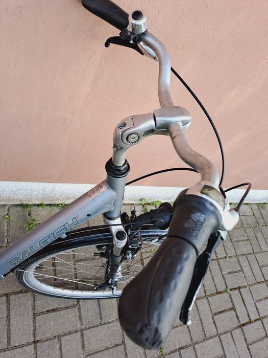 Велосипед дамський ,Raleigh  на 28"колесах з Німеччини б/в