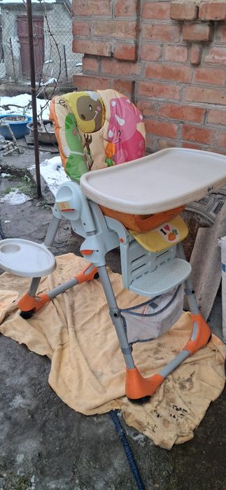 Продам стілець для годування