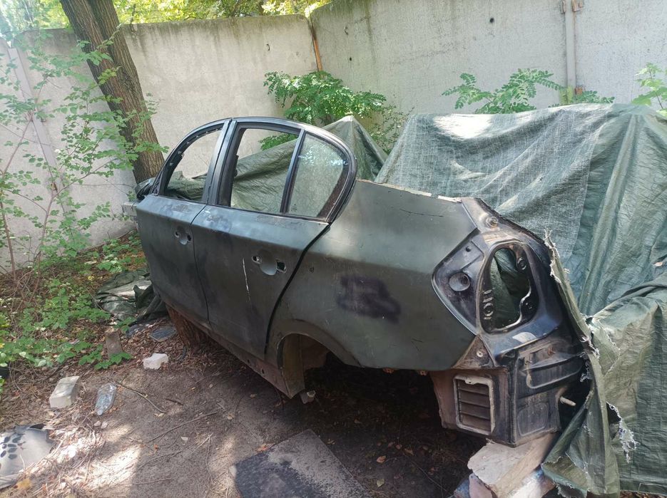 Кузов  BMW 1 e87