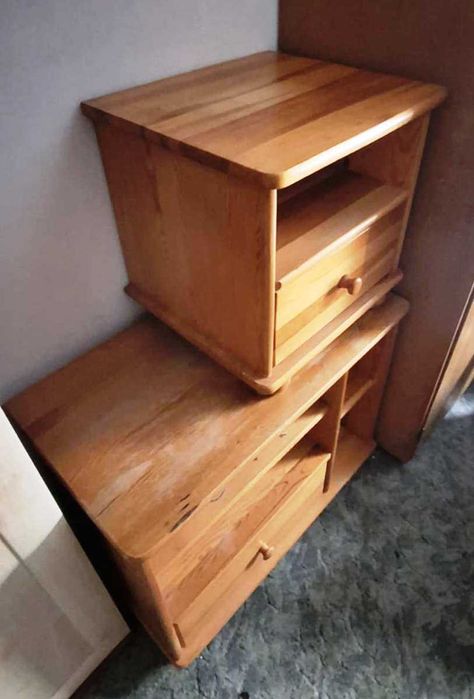 Szafki drewniane, sosnowe