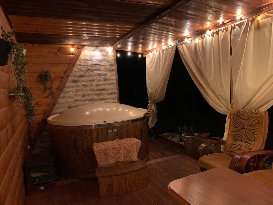 Domek nr 2 z jacuzzi (termobania), staw, sauna, staw, 10 osób
