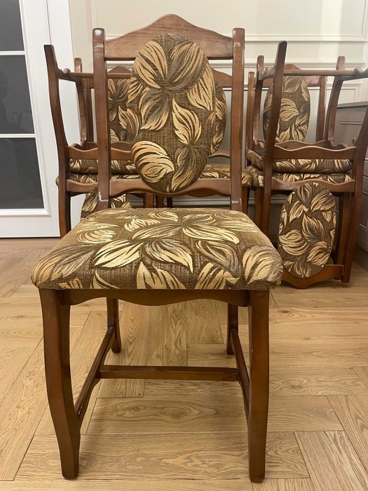 Крісла кімнатні (6 штук)