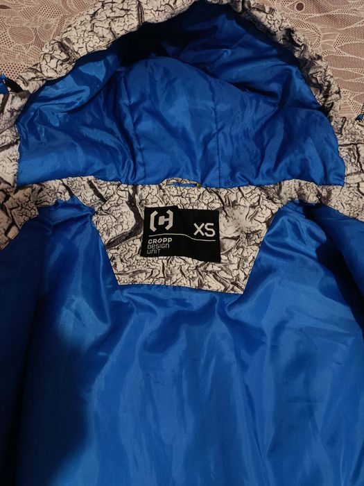 Продам куртку Cropp