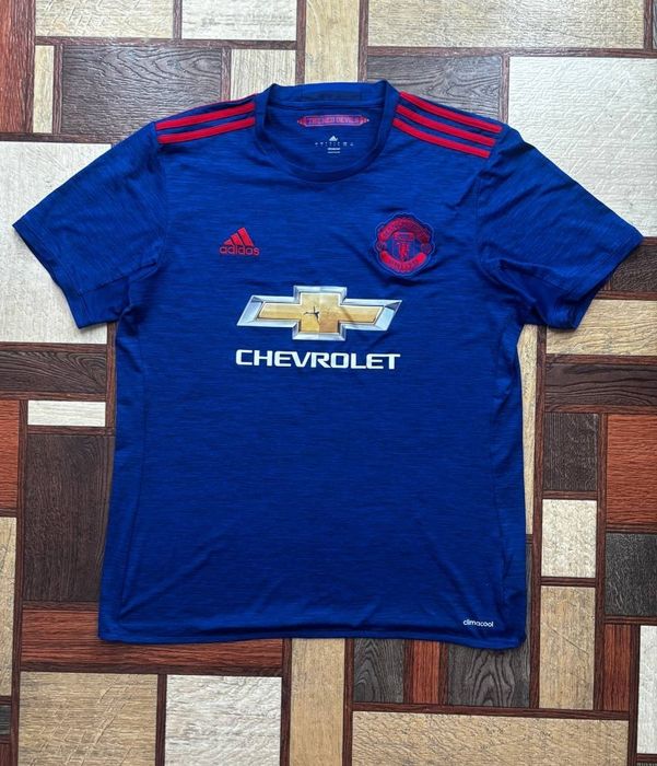 Футбольні футболки