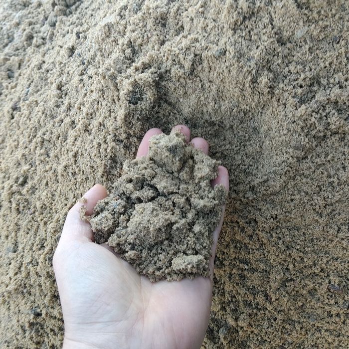 Piasek żwir pospółka tłuczeń suchy beton