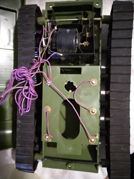 Детская игрушка танк. СССР.