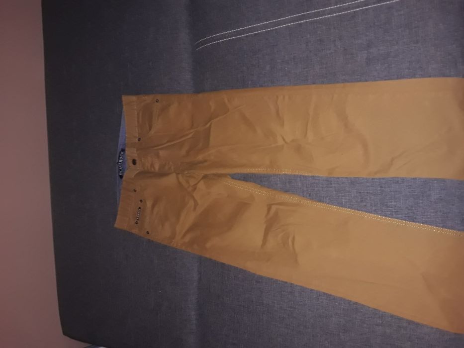 Sprzedam spodnie. Bardzo dobry stan. Różne rozmiary.