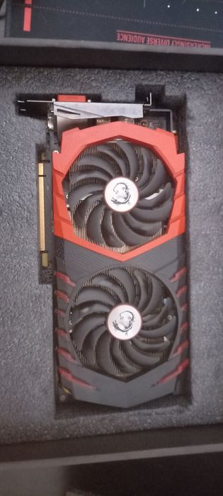 Msi GeForce GTX 1070 Ti GAMING 8G
