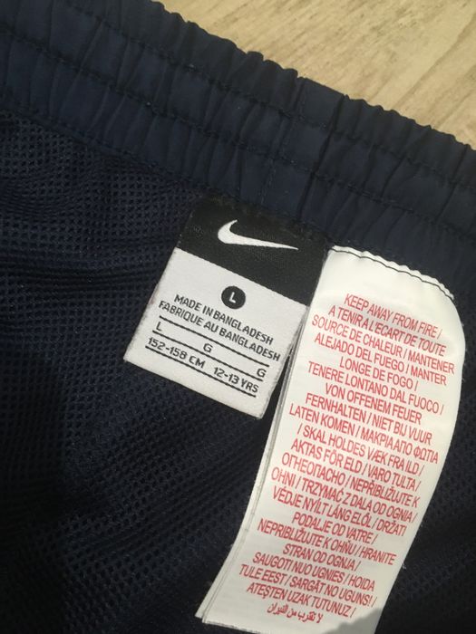 Spodenki Nike roz. L 12-13YRS