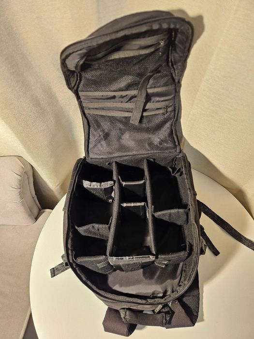 Duży pojemny plecak fotograficzny z przegródkami