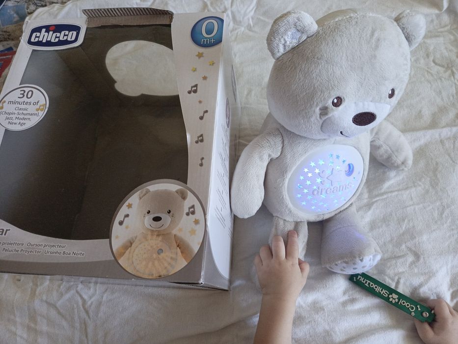 Музичний ведмедик з проектором Chicco Baby Bear