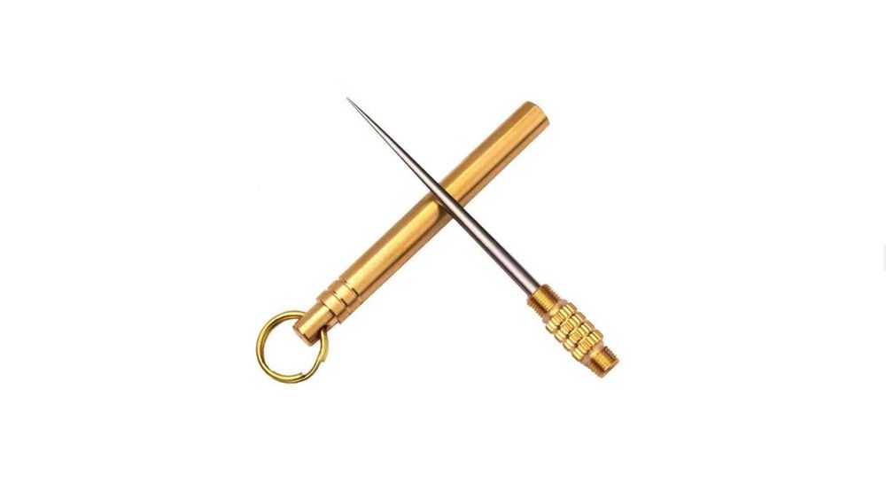 Шило Брелок ,игла титан ,корпус латунь .