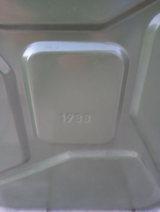 Karnister do paliwa i oleju 20 litrów