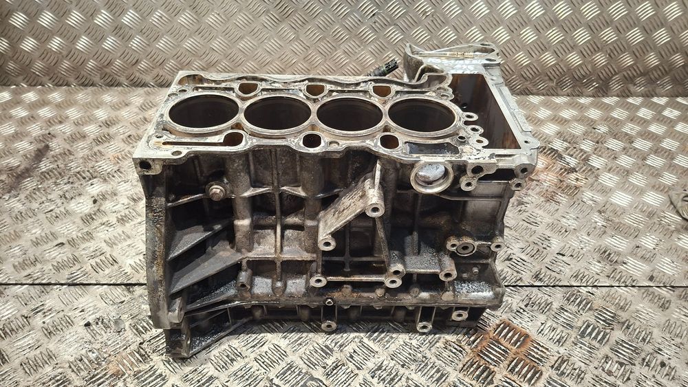 Blok Silnika Bmw E46 1.8 N42B18Ab 7506329