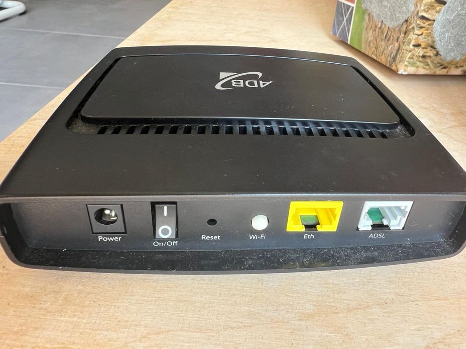 Router de internet ADB