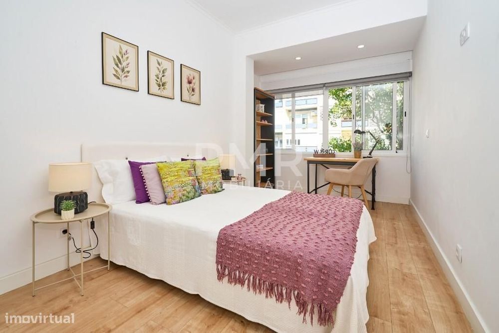 T2 remodelado com 2 casas de banho, em Benfica, próximo ao Califa e ao