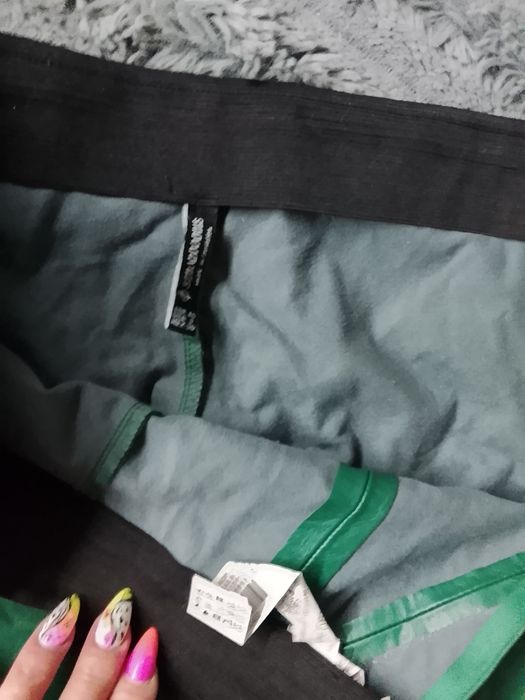 Zielone spodnie skóra Strafivarius