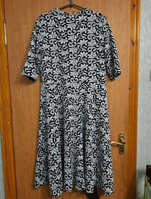 Плаття нове жіноче