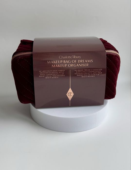 Косметичка Charlotte Tilbury Makeup Bag of Dreams