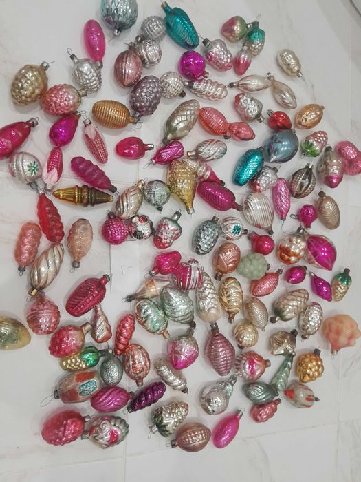 Zabawki  kolekcjonerskie. Choinki Ozdoby świąteczne z okresu ZSRR