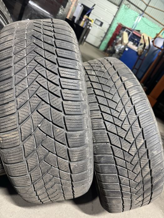 Продам зимові шини R17 комплект 4шт