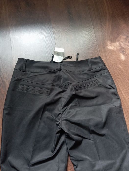 Spodnie damskie w kant rozmiar L