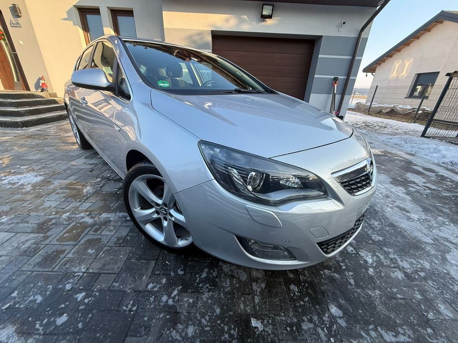 Opel Astra J 2.0d #Cosmo#Sport#Individual#