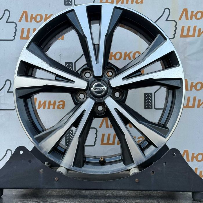 Оригінальні диски 5/114.3 r18 Nissan Rogue Qashqai