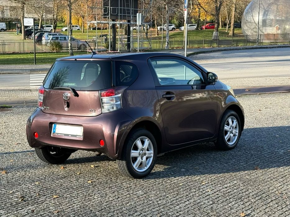 Toyota IQ  1.0V-vti
