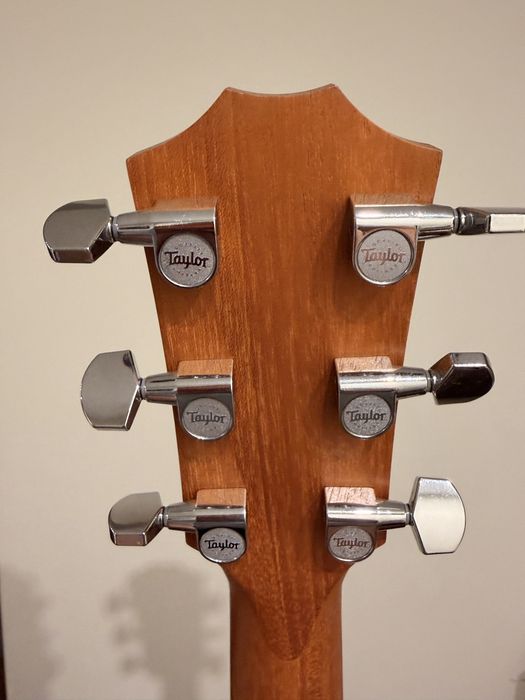 Guitarra Taylor 214ce Koa