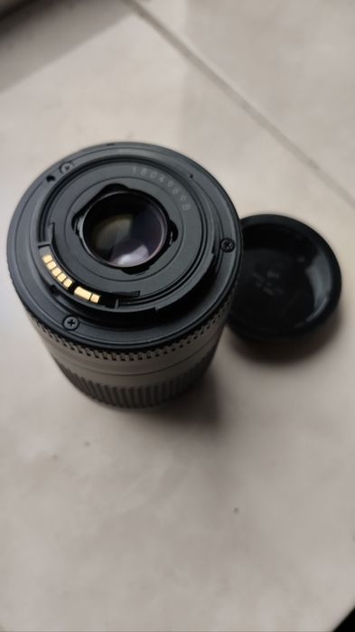 Об'єктив Canon EF 55-200 f/4.5-5.6