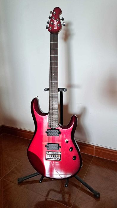 Guitarra Eléctrica Petrucci Signature OLP (by Ernie Ball/Music Man)