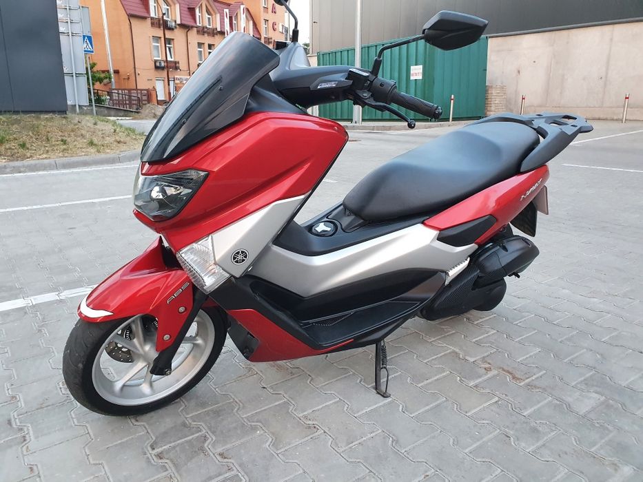 Yamaha Nmax 125 с контейнера макси скутер