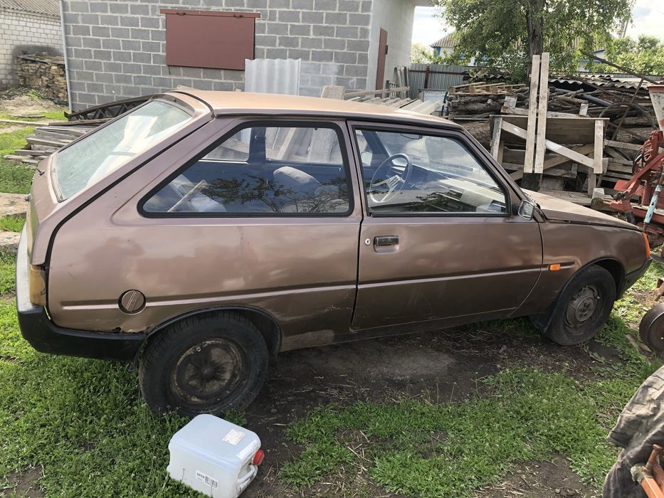 Таврія 1122 ваз2108двигун під відновлення або на запчастини