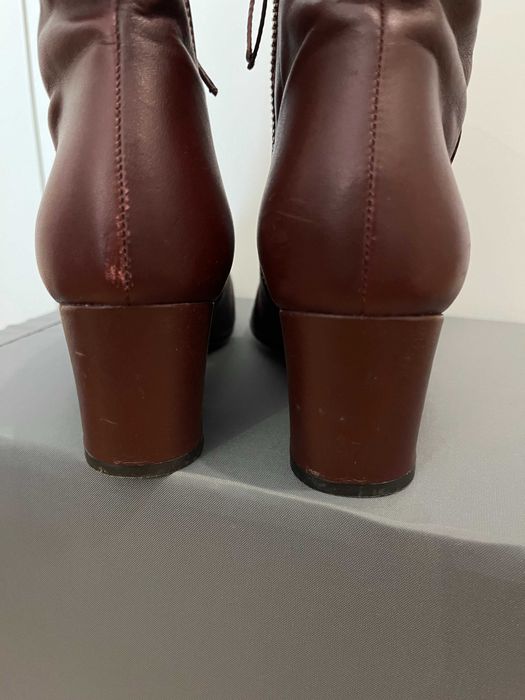 Botins Zilian em couro, tamanho 35. 2 por 40€